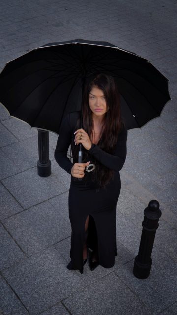 This week mode: gothic goddess.
Odrobina tajemnicy i pewność siebie - jesteśmy za 🖤💋
Sukienka Emivirama: 362961