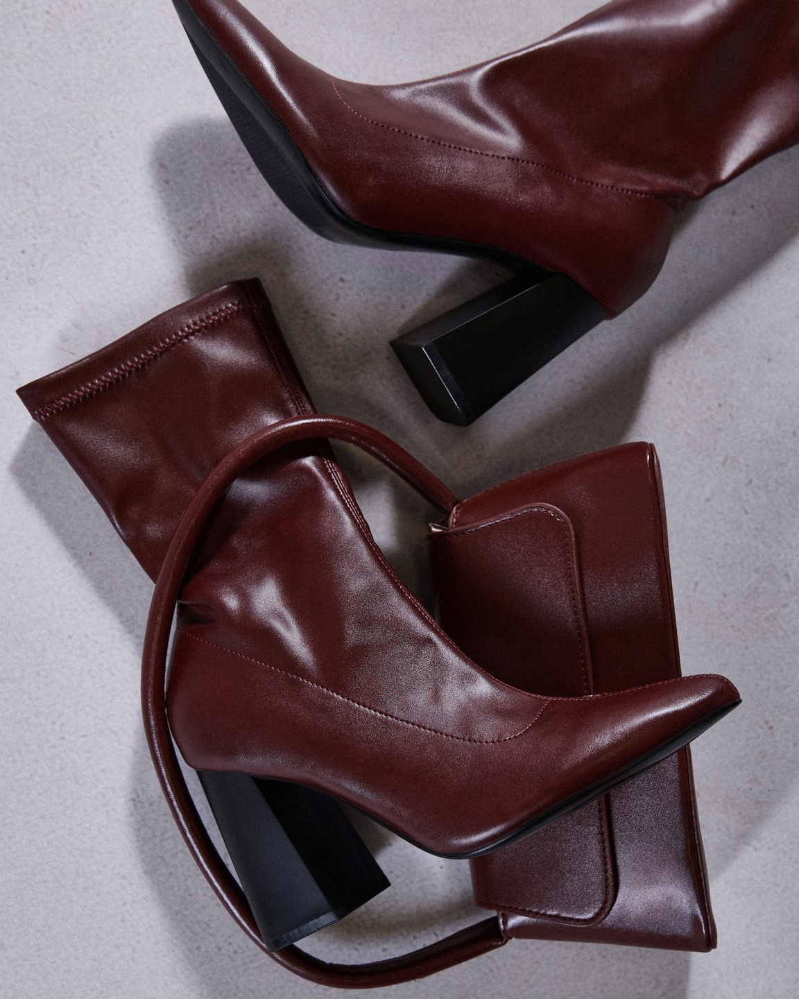 Botki, które pasują do większości stylizacji..tadam ✨ Wygodnie i modnie - do czyjej szafy trafią? 💋botki Nevitte: 399985