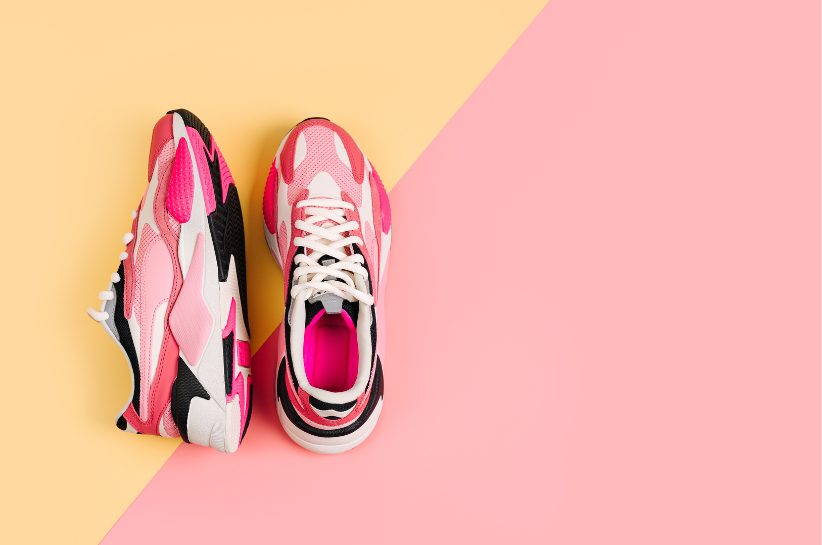 kolorowe sneakersy