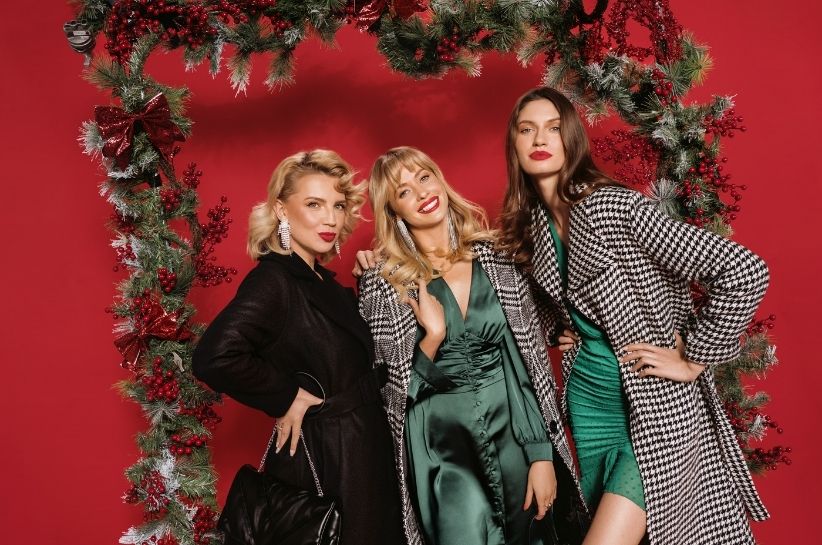 RENEE XMAS GIRLS! Zobacz nową kampanię świąteczną z udziałem naszych ambasadorek Superstyler oraz Magdy Swat