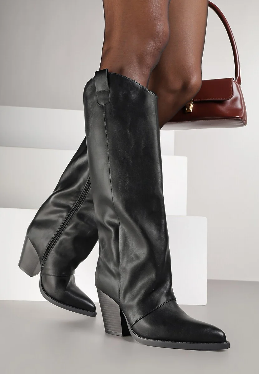 kozaki w stylu kowbojek w kolorze czarnym na stożkowym obcasie