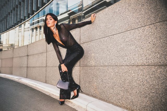 Ready for halloween night out ✨🖤
Chic, glam, elegant.Sukienka Inarette: 352670