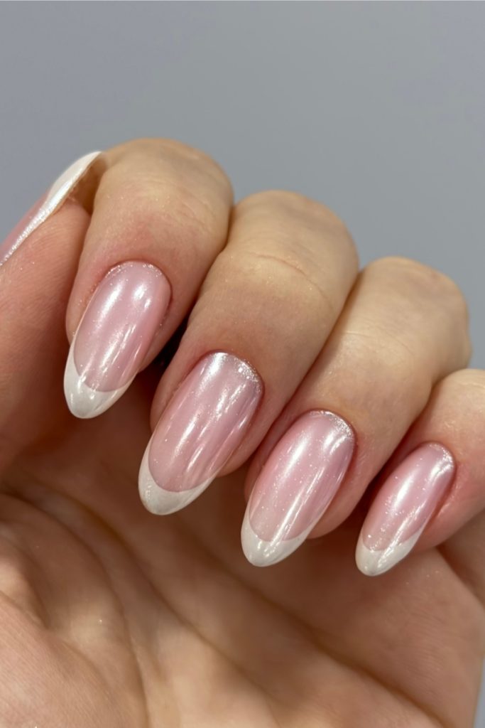 chromowane paznokcie Frosted Chrome Nails