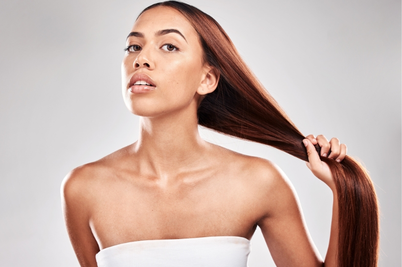 Najlepsze porady dla niskoporowatych włosów – objętość bez przyklapu!