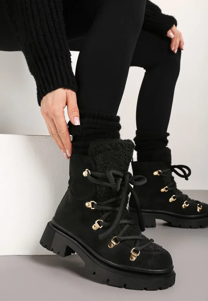 czarne traperki zimowe