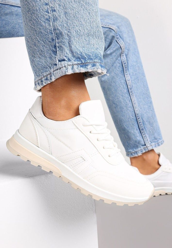 Białe Sznurowane Sneakrersy Cashe